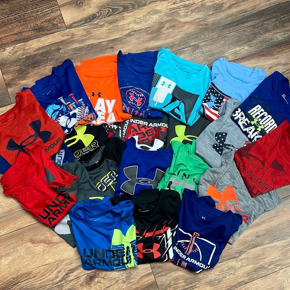 25 Under Armour Shirts-Boys Size 5 Lot